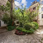 Bnbnook - Experience Paris Life In Latin Quarter