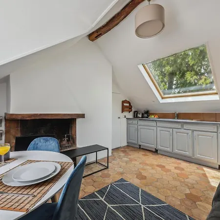 Apartment Bnbnook - Experience Life In Latin Quarter